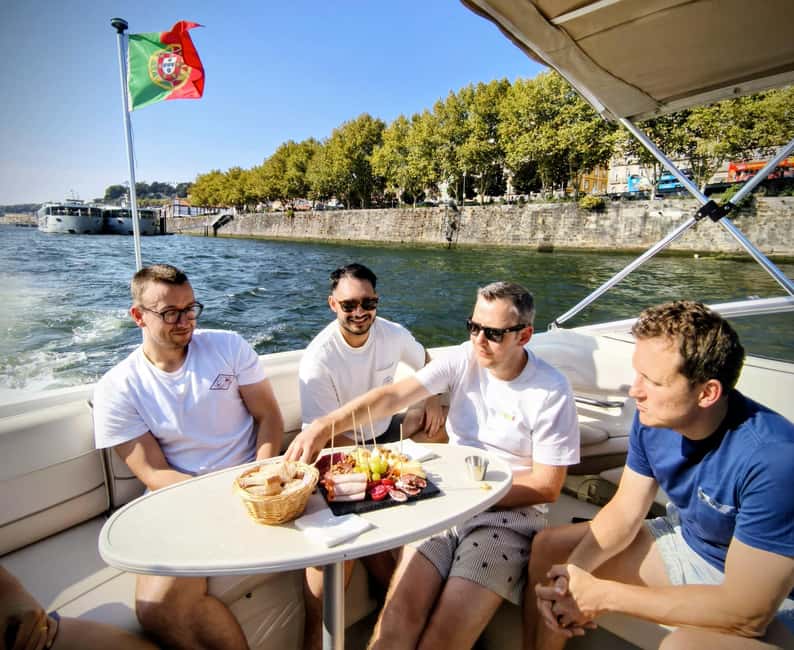 Porto: Douro River Cruise & Boat Tour with Port Wine Tasting - When the pace changes