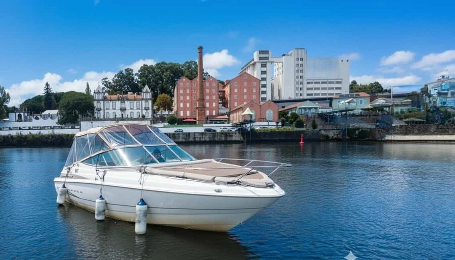 Porto: Douro River Cruise & Boat Tour with Port Wine Tasting - Starting at Marina do Freixo