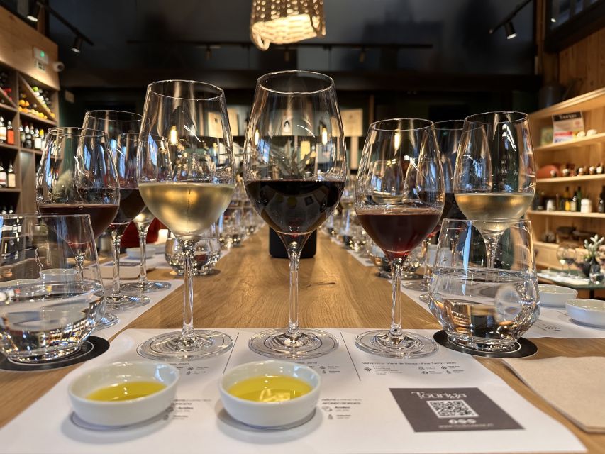 Porto: Douro Valley Tour with Wine Tasting, Cruise and Lunch - Sabrosa photo stop and the road back