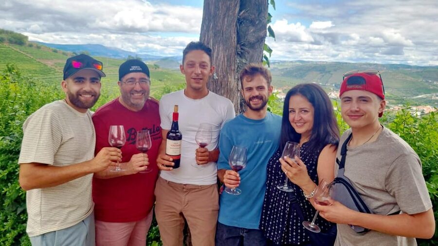 Porto: Douro Valley Vineyards Tour with Lunch & River Cruise - Lunch at Quinta Casa dos Barros