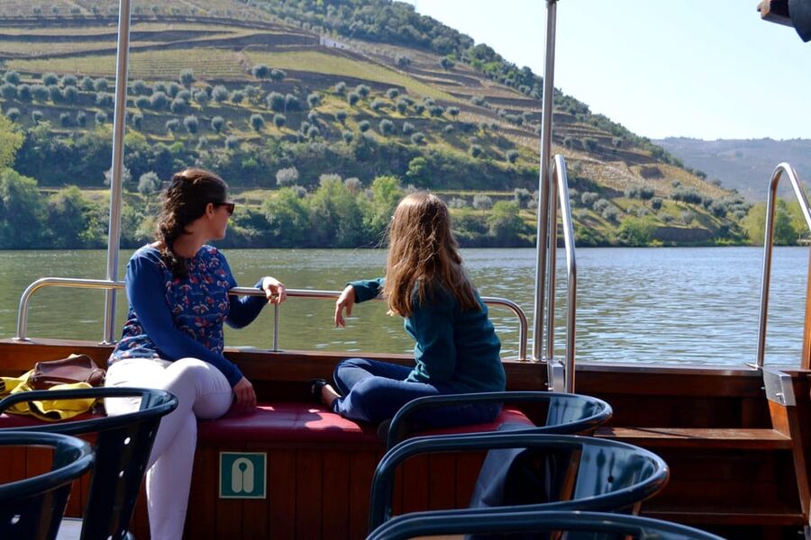 Porto: Douro Valley Vineyards Tour with Lunch & River Cruise - The morning drive to Lamego