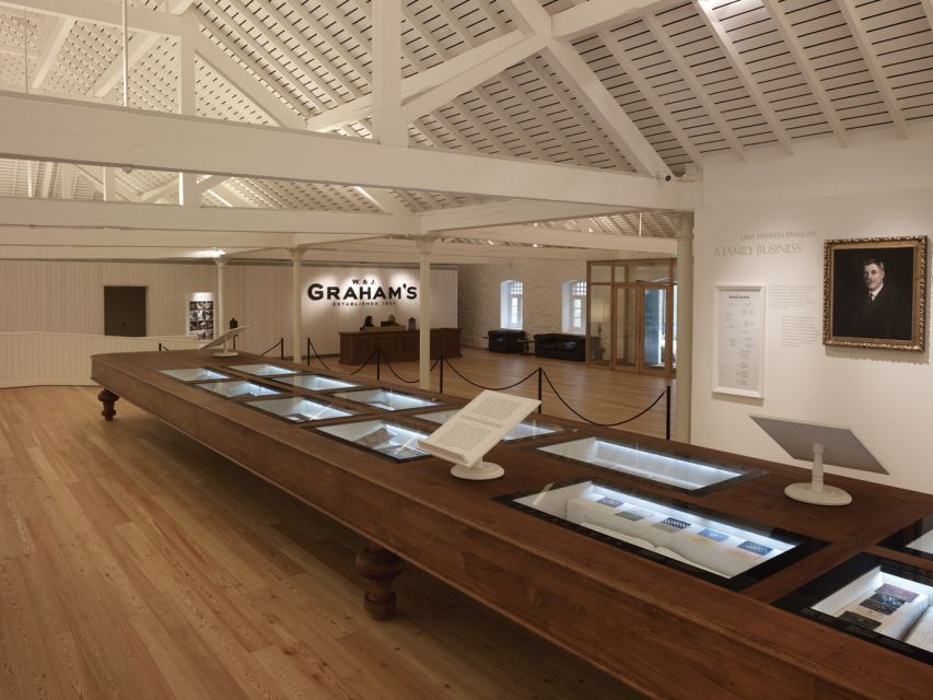 Porto: Graham's Port Lodge Tour with Premium Wine Tastings - Three Ports and three well-chosen bites