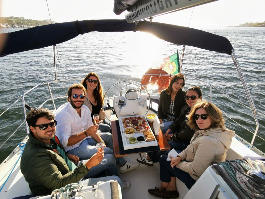 Porto: Private Douro River Charming Cruise w/wine tasting - Crystal Palace Gardens and the route toward the river mouth