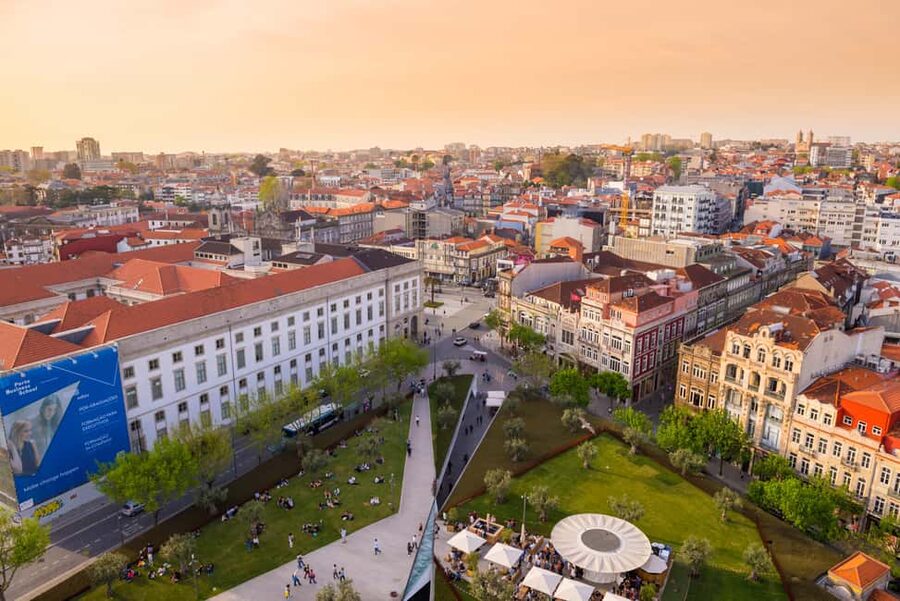 Porto: Sunset Walking Tour with Port Wine and Views - Carmo, Carmelitas, and the city’s small surprises