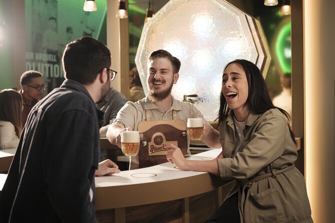 Prague Pilsner Urquell Experience with 3 Free Beer Tastings - The first beer and the importance of foam