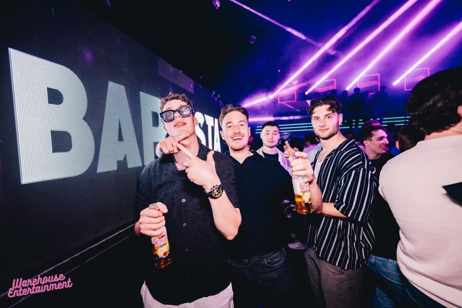 Prague: Pub Crawl with Shots & Entrance to Rooftop Club - How the guides shape the night