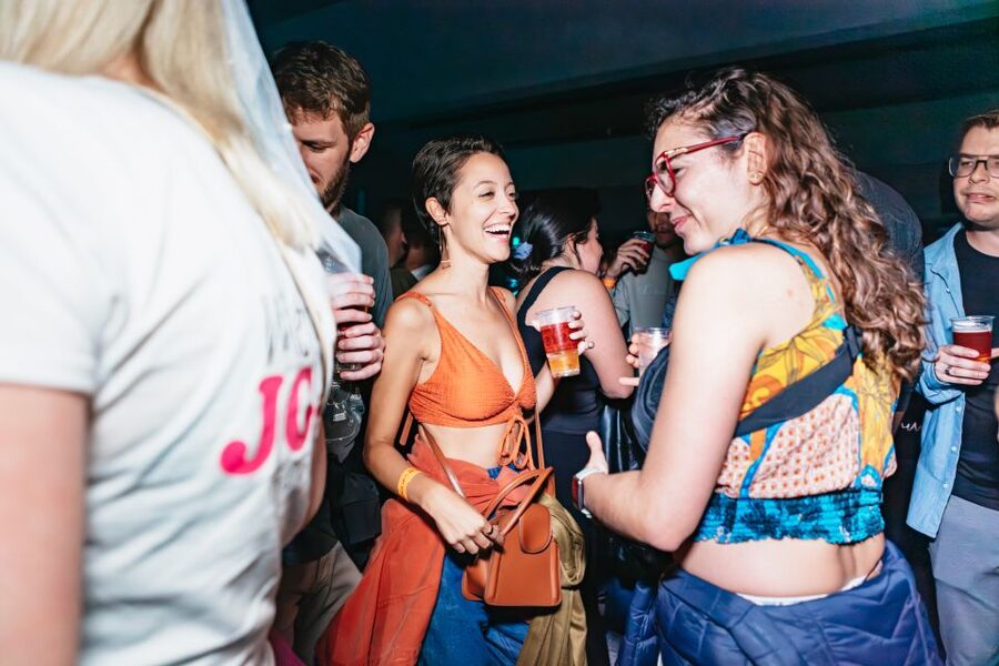 Prague: Pub Crawl with Unlimited Drinks & 5-floor Club Entry - Key points to know before booking