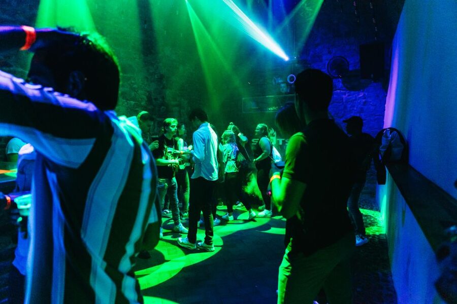 Prague: Pub Crawl with Unlimited Drinks & 5-floor Club Entry - Karlovy Lazne and the value of VIP entry