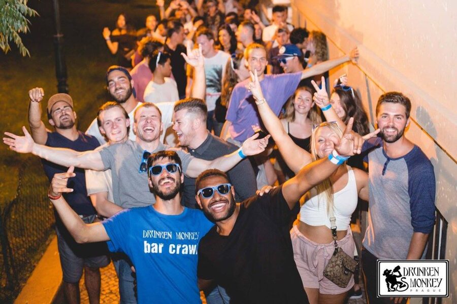 Prague: Pub Crawl with Unlimited Drinks, Bars & Club Entry - Walking three to five minutes between central bars
