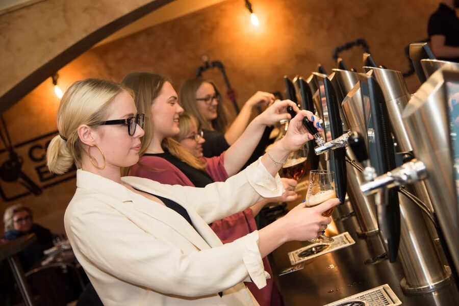 Prague: Self-Pour Czech Beer-Tasting Experience - What the atmosphere is really like