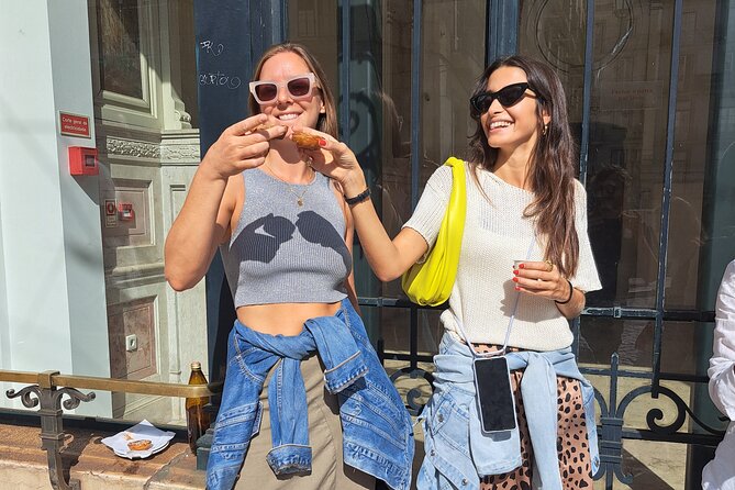 Private Food and Wine Tour: From Street to Gourmet - Portas do Sol opens the Alfama view