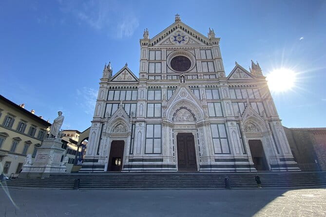Private Self-Guided E-Bike Ride in Tuscany with Vineyard Visit - Poggiopiano vineyard and the best break of the day
