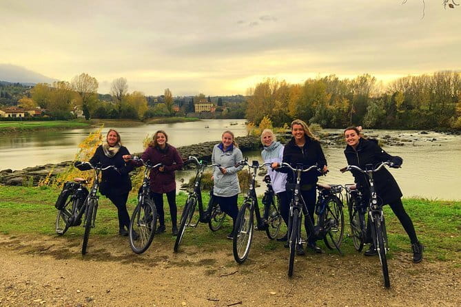 Private Self-Guided E-Bike Ride in Tuscany with Vineyard Visit - Getting through Florence’s first streets