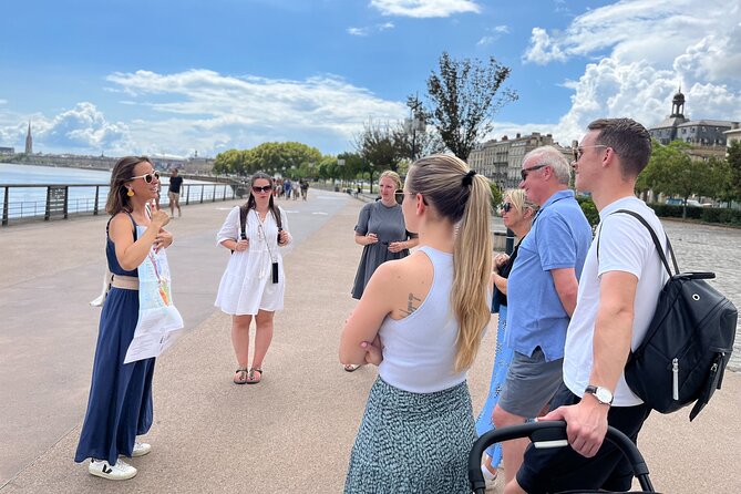 Professional - Bordeaux Wine and Cheese Tasting with a walking tour - Bridges, kings, and modern wine technology