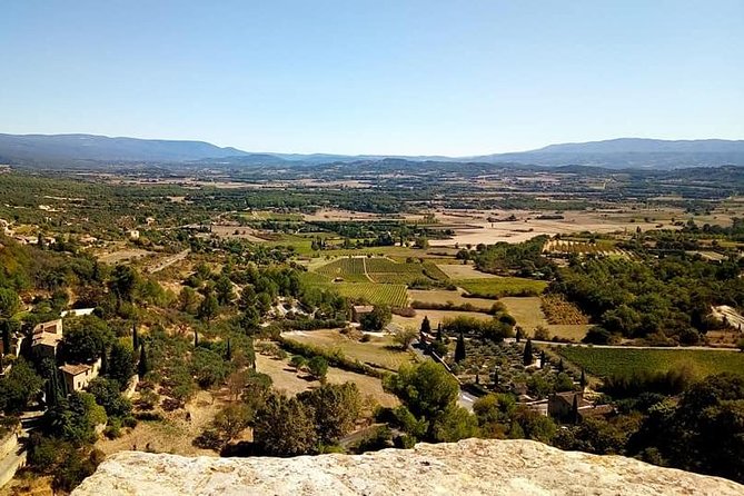 Provence Wineries and Luberon Villages Day Trip from Aix-en-Provence - Roussillon and the color of ochre
