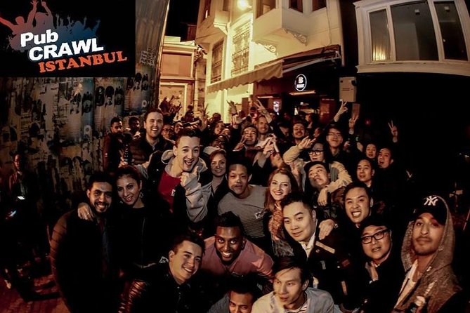 Pub Crawl Istanbul / Rooftop Clubs & Party Bus - What the later clubs are like