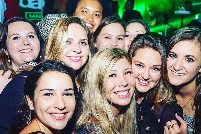 Pub Crawl Madrid by Mad Party Crew - Manama Disco changes the mood