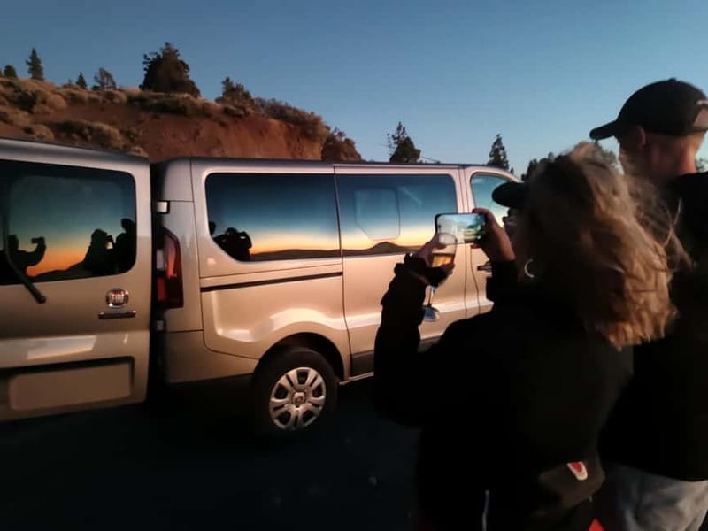 Puerto Cruz: VIP Teide Sunset & Stars, Guachiche Lunch+Cava - Sunset at Mirador El Retamar