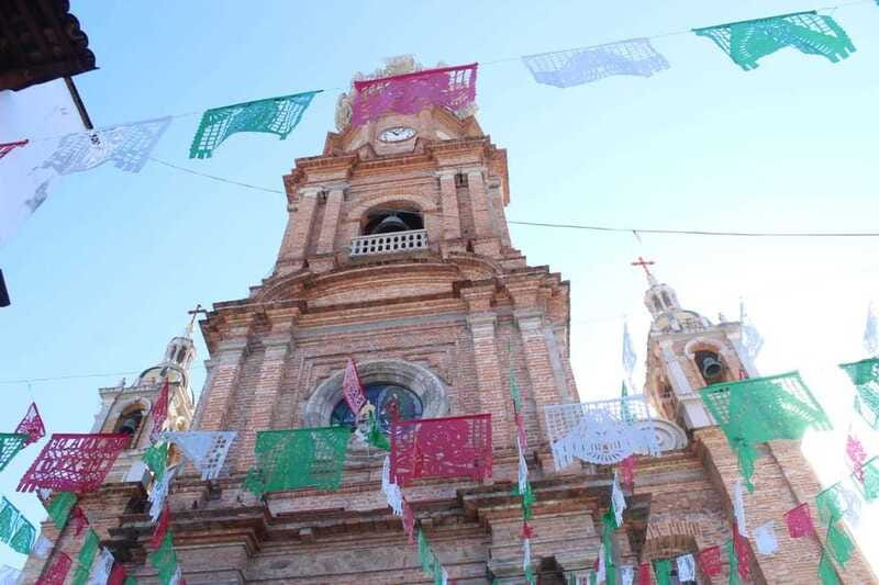Puerto Vallarta: City Tour, Tequila and Coffee Factory Tour - Riding into the mountains