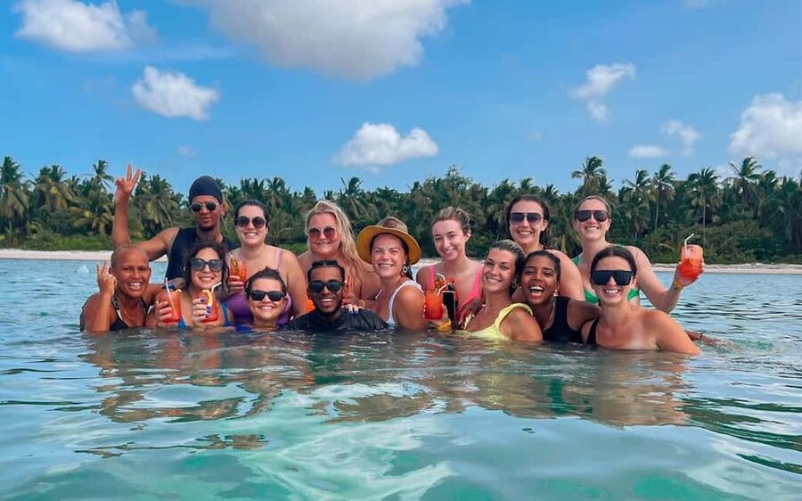 Punta Cana: Booze Cruise with Snorkel and Natural Pool Stop - The return cruise and ride back