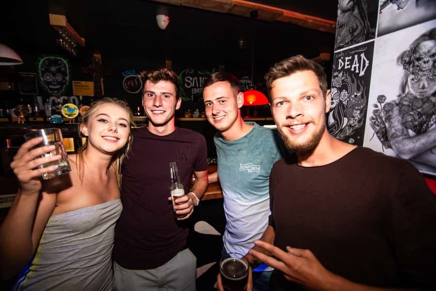 Queenstown: Bar Crawl with 5 Free Shots and Pizza - Starting at The London beside Fergburger
