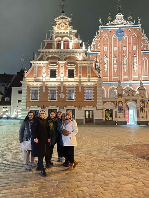 Riga: Old town pub & bar crawl, hidden gems, and local party - Karaoke and local bars