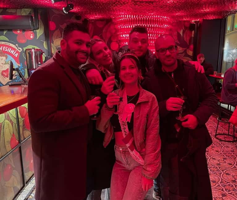 Riga: Old town pub & bar crawl, hidden gems, and local party - What the guides add to the night