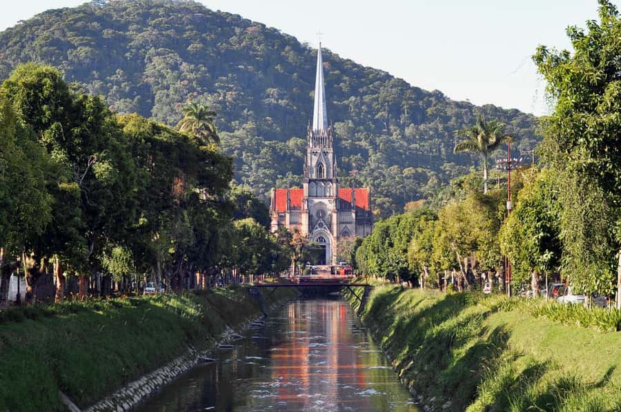 Rio: Petrópolis Trip with Palace, Imperial Museum & Brewery - Quitandinha Palace brings old casino glamour