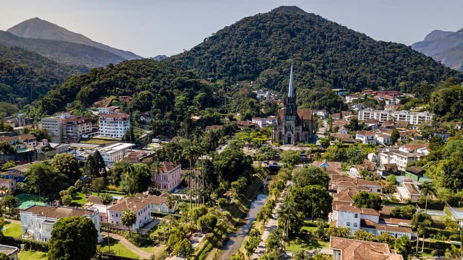 Rio: Petrópolis Trip with Palace, Imperial Museum & Brewery - Casa do Alemão gives the drive a practical break