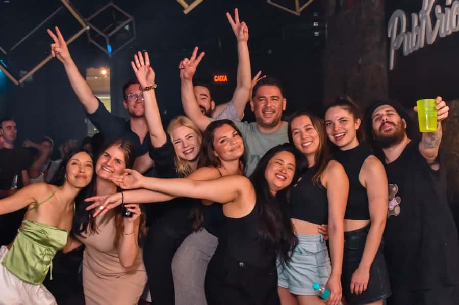 Rio: Pub Crawl in Lapa with Cachaça Tasting and Live Samba - Why this Lapa night works so well