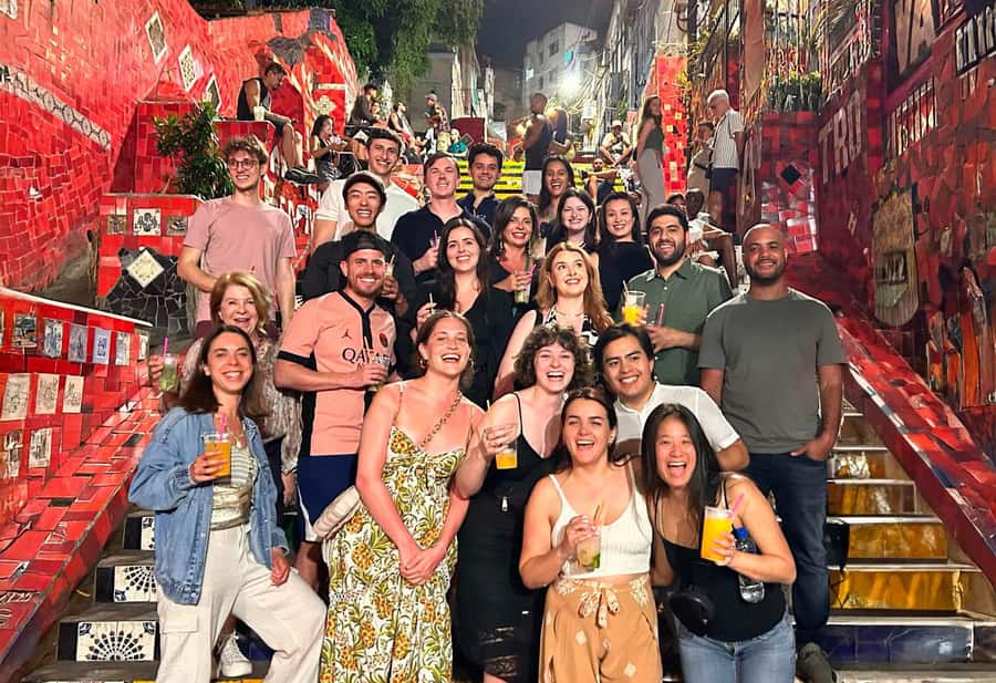 Rio: Pub Crawl in Lapa with Cachaça Tasting and Live Samba - Starting with four kinds of cachaça