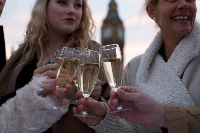 River Thames Evening Cruise with Sparkling wine and Canapés - Live music in the indoor saloon