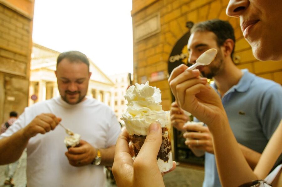 Rome: Espresso, Gelato and Tiramisù Tasting Tour - How the gelato stop helps you avoid tourist traps