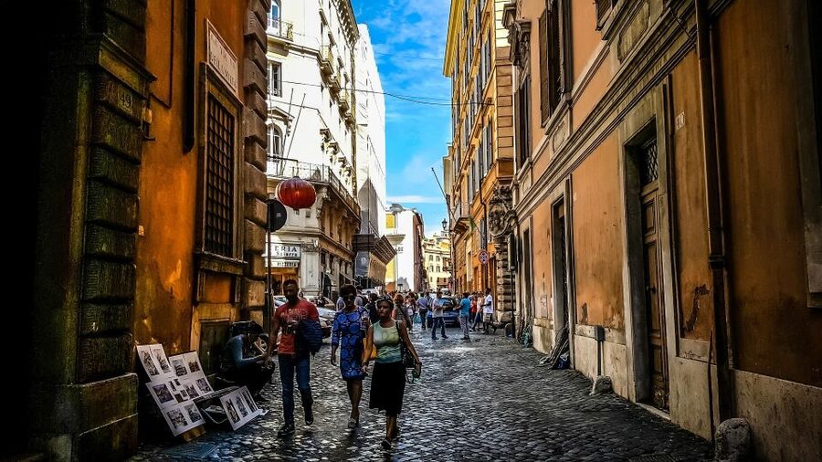 Rome: Food and Wine Tour, Trastevere and Jewish Ghetto - Gelato closes the route on a sweet note