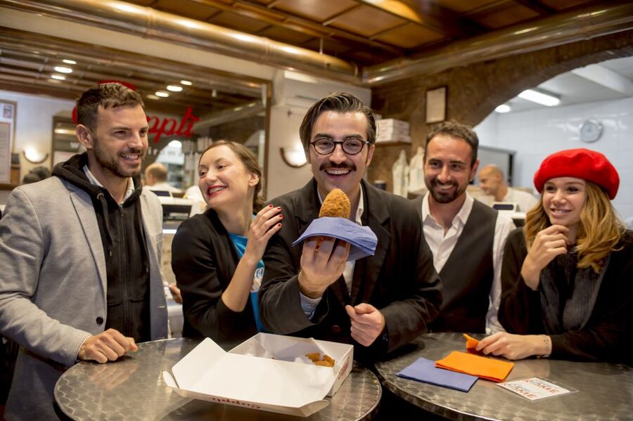 Rome: Food Tour and Wine Tasting in a Traditional Trattoria - Gelato at Gelateria Gunther