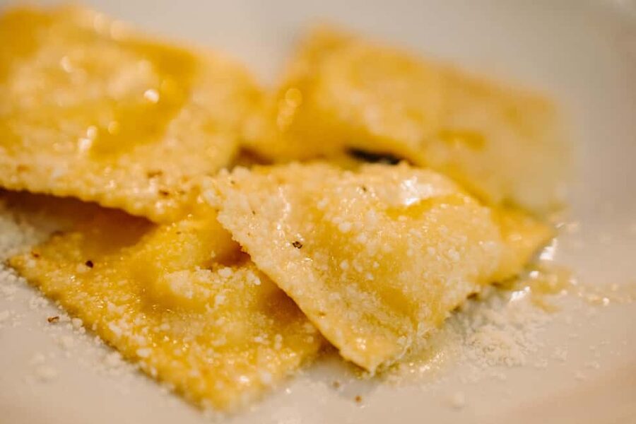Rome: Fresh Pasta-Making Class with Wine and Gelato - Making dough from flour and eggs