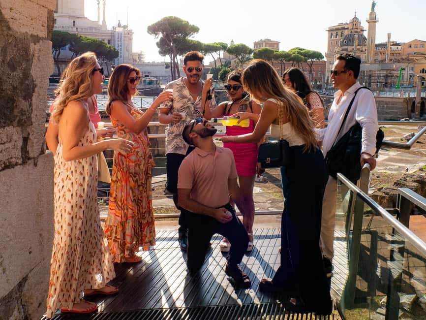 Rome: Guided Bar Crawl with Drinks & Dark History - Monti gives the evening its character