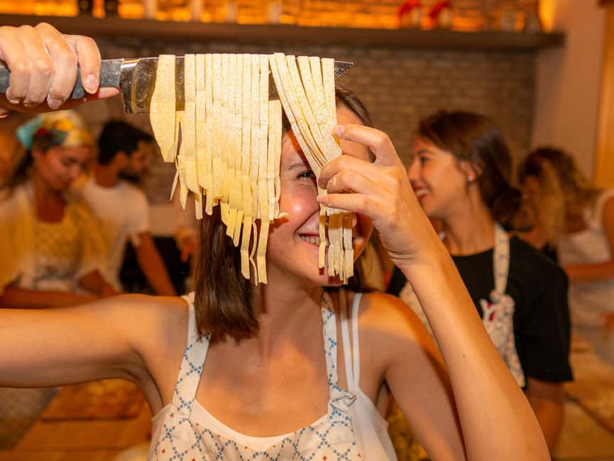 Rome: Pasta Cooking Class with Spritz Cocktails - Carbonara and cacio e pepe, Rome’s great comfort foods