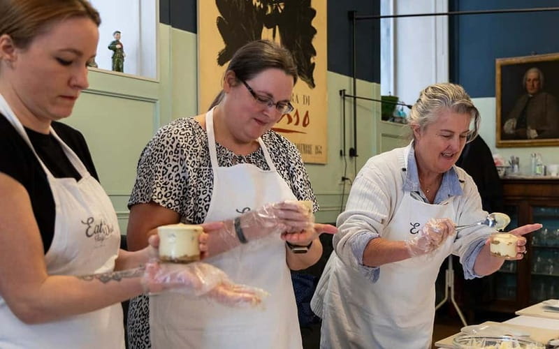 Rome: Pizza & Gelato Making Class with Wine & Limoncello - A closer look at the $81 price