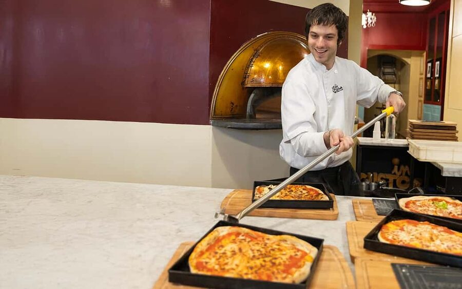 Rome: Pizza & Gelato Making Class with Wine & Limoncello - The gelato lesson comes first