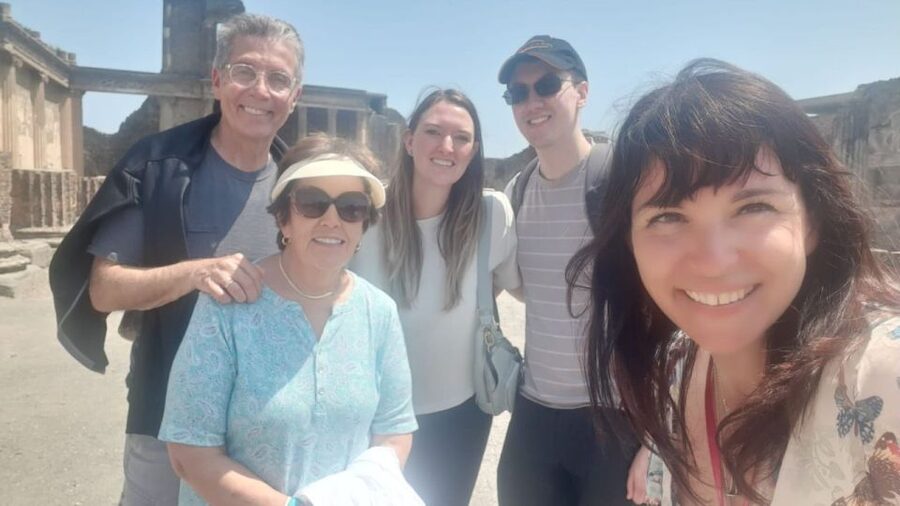 Rome: Pompeii Tour with Wine and Lunch by High Speed Train - What two and a half hours can and cannot cover