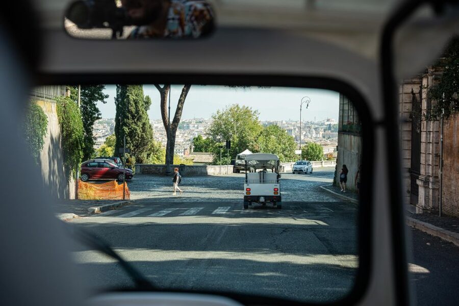 Rome: Private Tuk Tuk Tour with Hotel Pickup and Prosecco - Janiculum Hill and the Prosecco stop