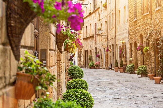 Rome: Tuscany & Montepulciano Day Trip with Lunch & Wine Tasting - A Tuscan escape from Rome in one long day