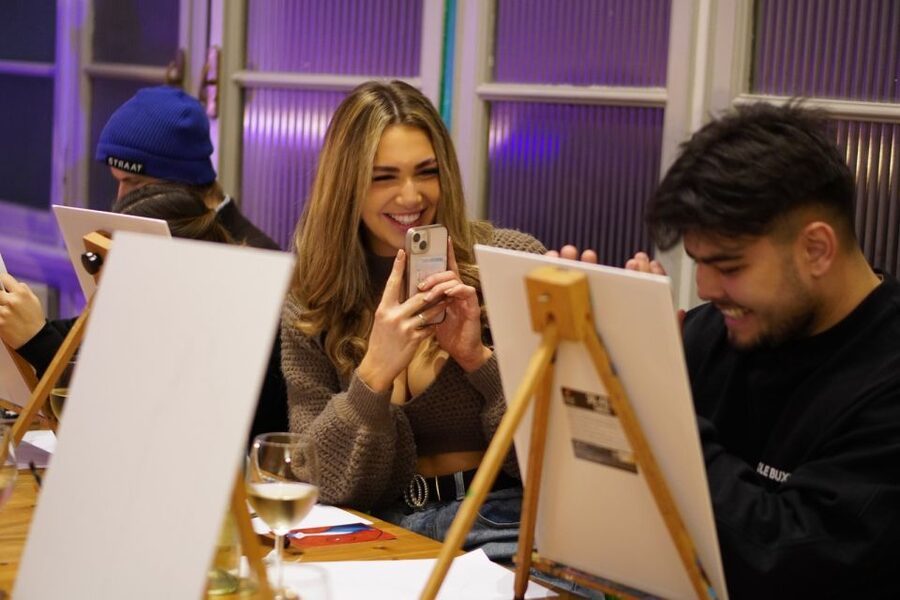 Rome: Wine and Paint Experience in Piazza Navona - Practical details before you reserve