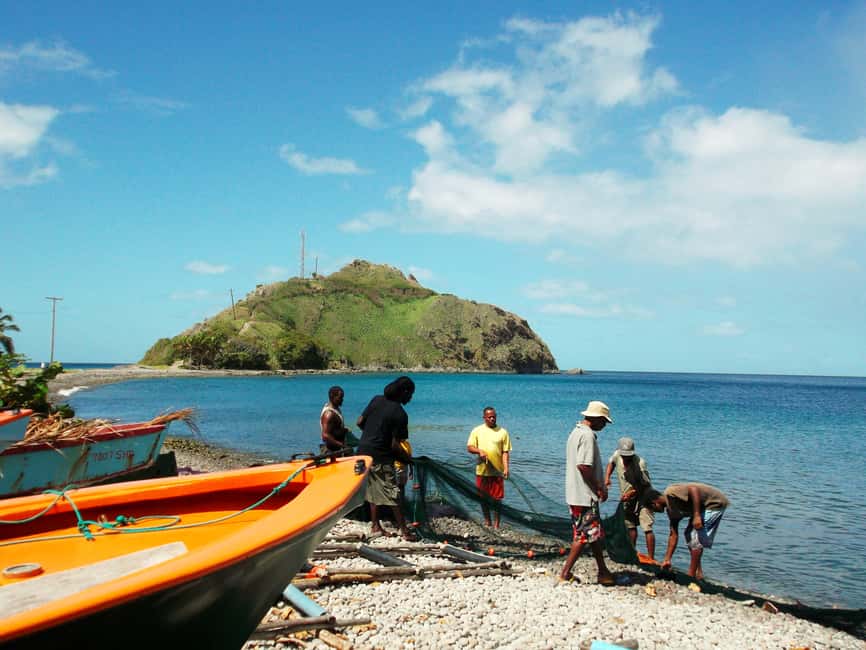Roseau: Titou Gorge, Hot Spring, Falls & Champagne Reef Tour - Is the cruise timing reliable?