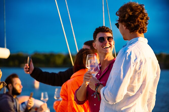 Sailing with Wine Tasting in Buenos Aires - Argentine wine explained by a sommelier