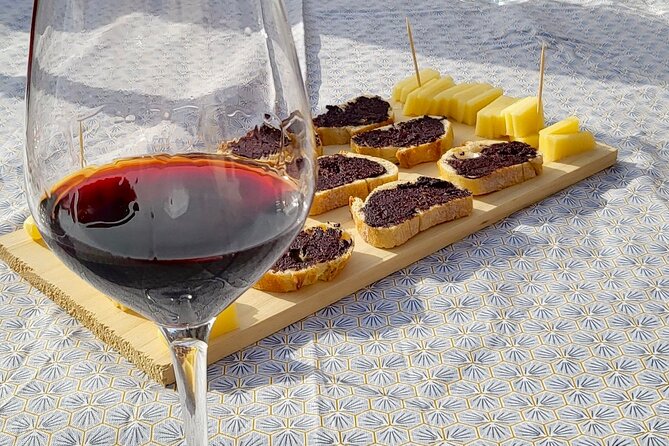 Saint-Emilion Afternoon Wine Tour - 2 Wineries & delicacies - Walking Saint-Émilion’s medieval lanes