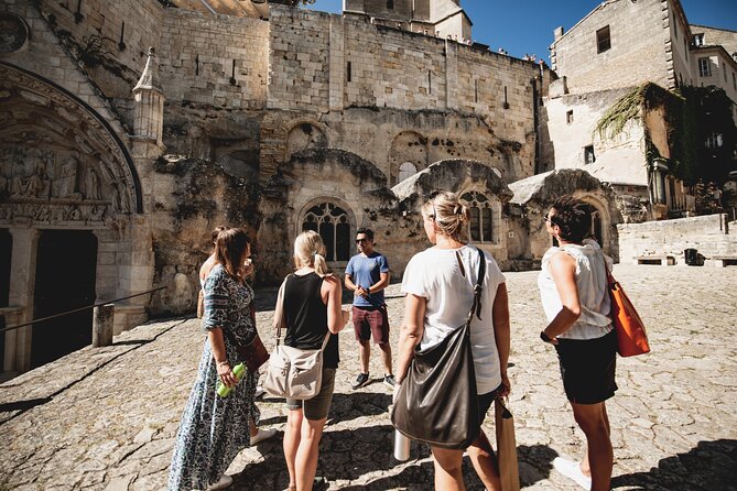 Saint-Emilion Food and Wine Day Tour - The final tasting in the village