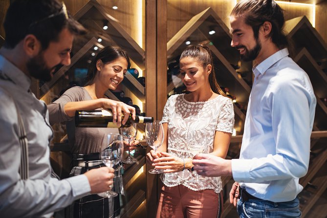 Saint Emilion Half-Day Trip with Wine Tasting & Winery Visit from Bordeaux - How the guides shape the experience