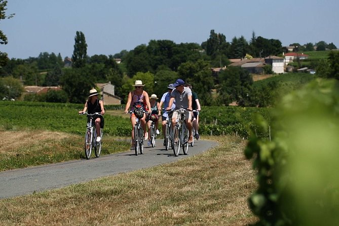 Saint-Emilion Small-Group Electric Bike Wine Tour Tastings & Lunch from Bordeaux - Walking through UNESCO-listed Saint-Émilion